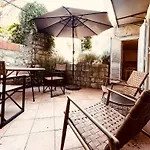 Hidden Gem Old Town By Irundo דירה *