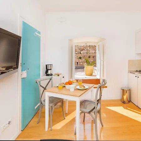 Hidden Gem Old Town By Irundo